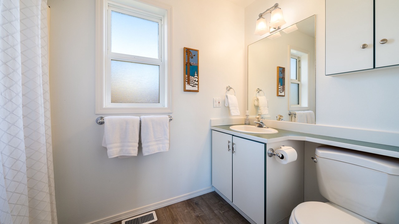Photo of Bathroom in Wapato Point