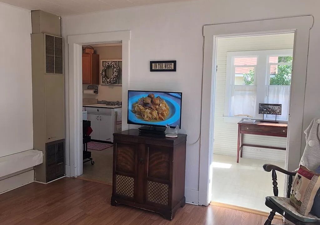 Photo of Livingroom in Powell
