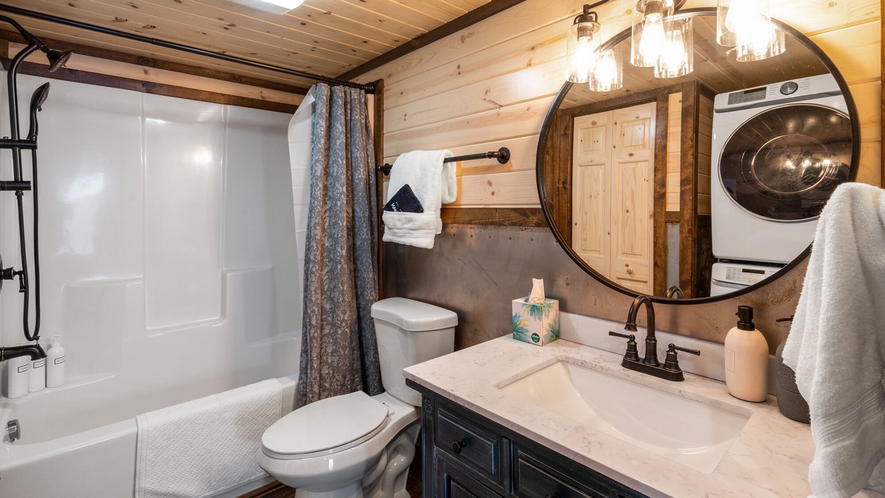 Photo of Bathroom in Big Timber