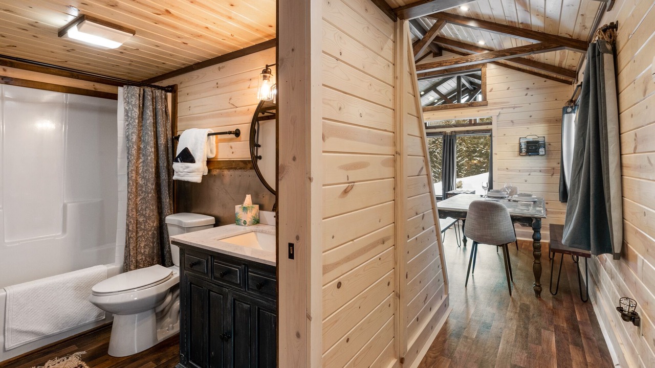 Photo of Bathroom in Big Timber