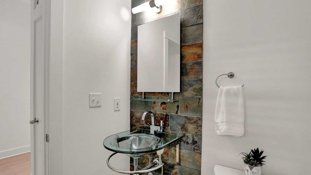 Photo of Bathroom in St. Joseph Historic Neighborhood