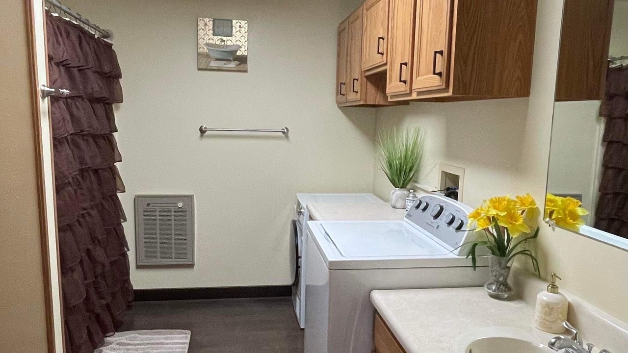 Photo of Bathroom in Gardiner