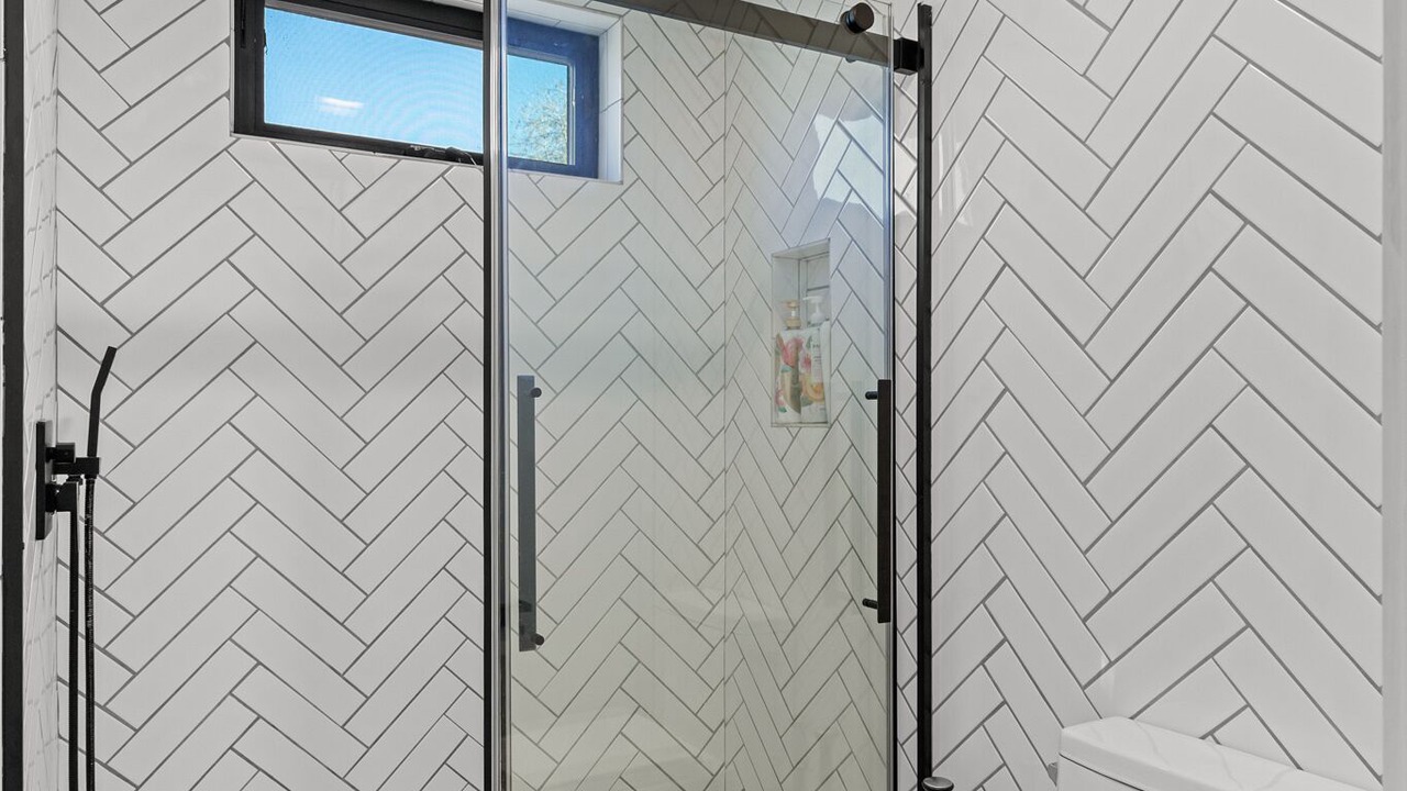 Photo of Bathroom in Gardiner
