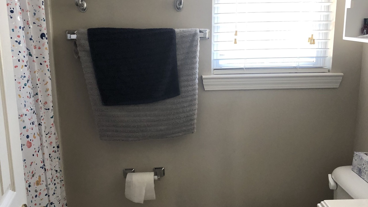 Photo of Bathroom in Red Hill