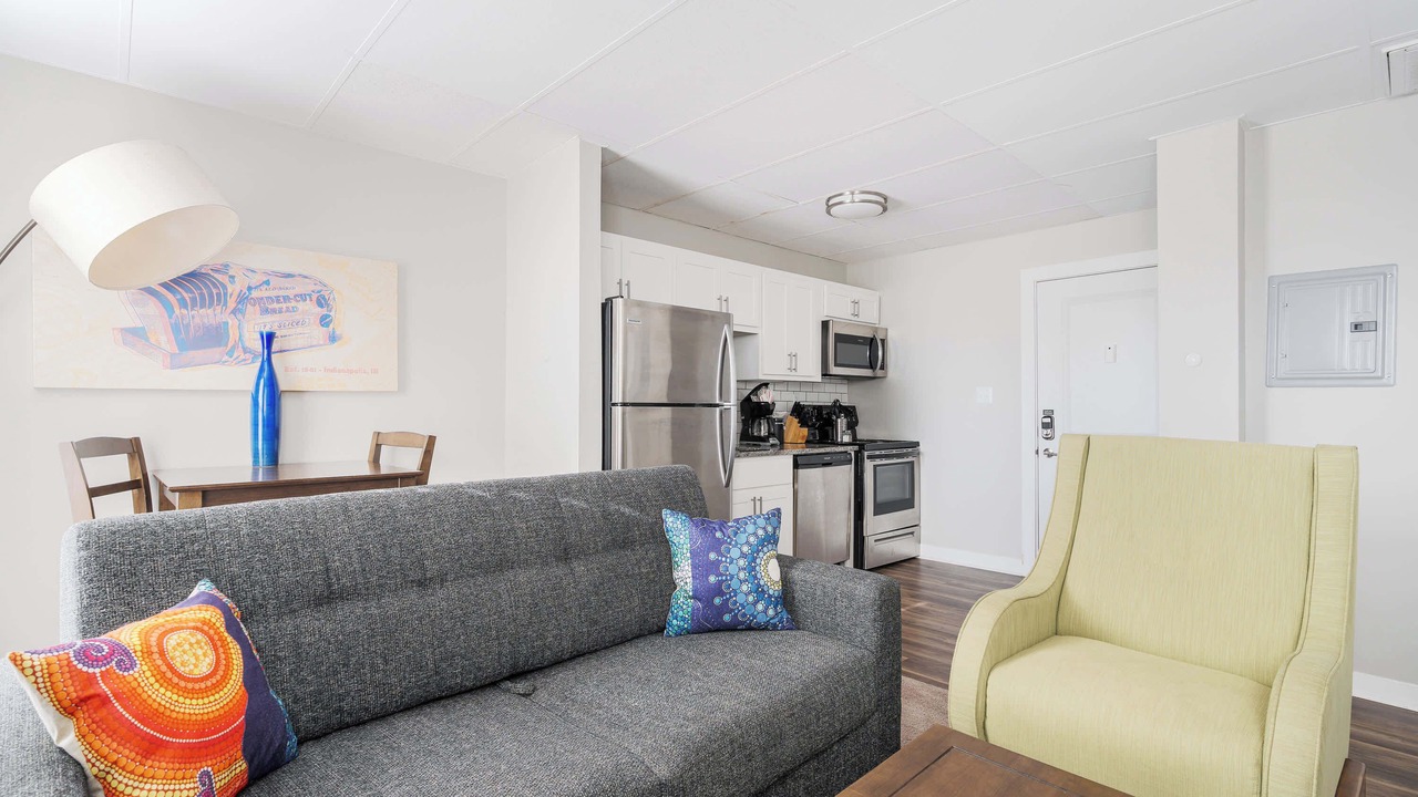 Photo of Livingroom in Chatham-Arch