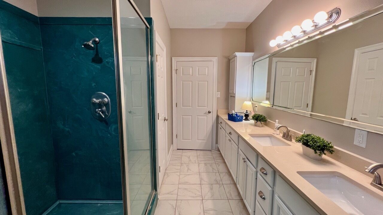 Photo of Bathroom in Saucier