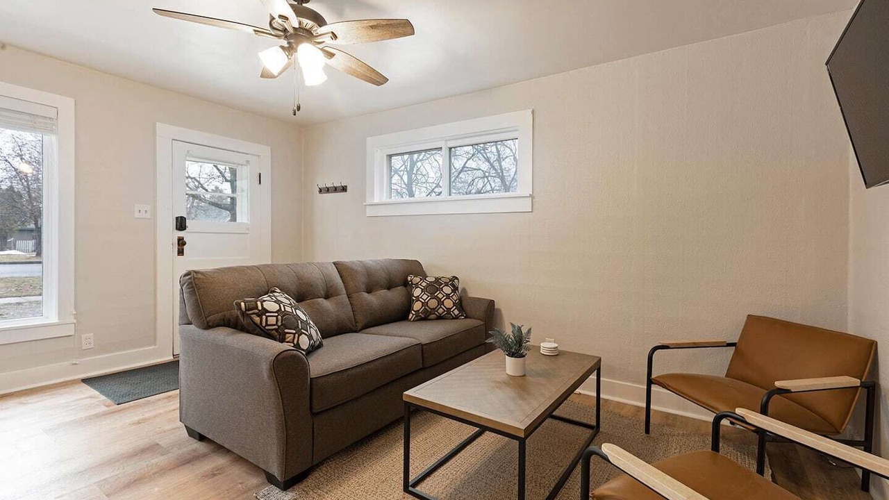 Photo of Livingroom in Rose Park