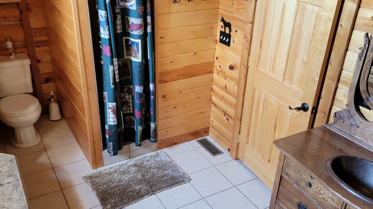 Photo of Bathroom in Hulett
