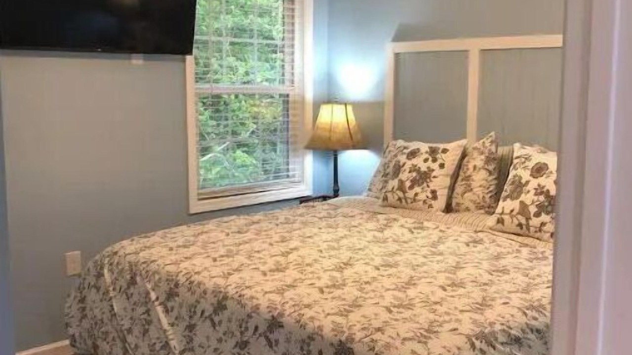 Photo of Bedroom in West End