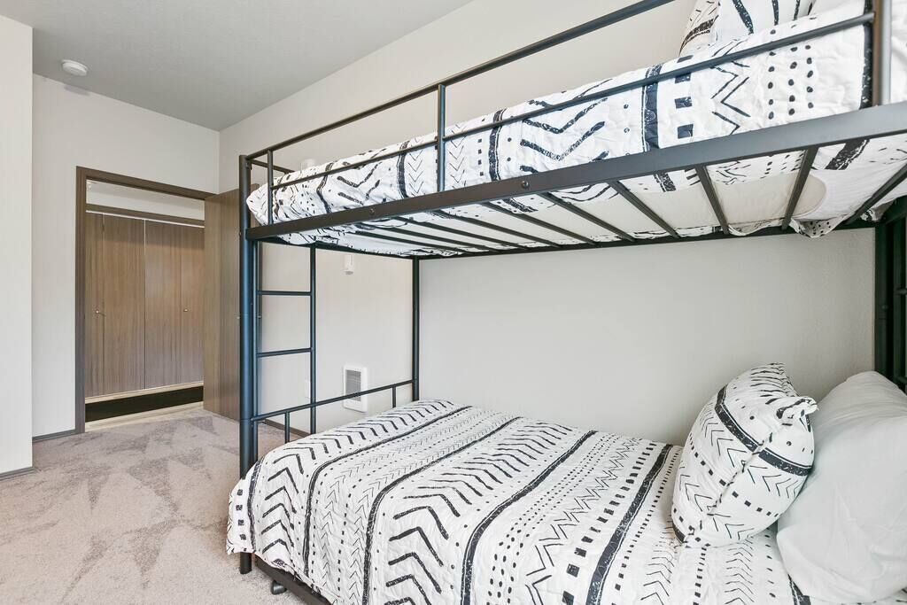 Photo of Bedroom in South Perry District