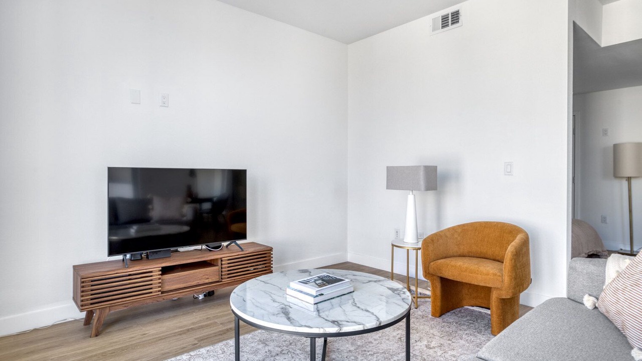 Photo of Livingroom in NoHo Arts District