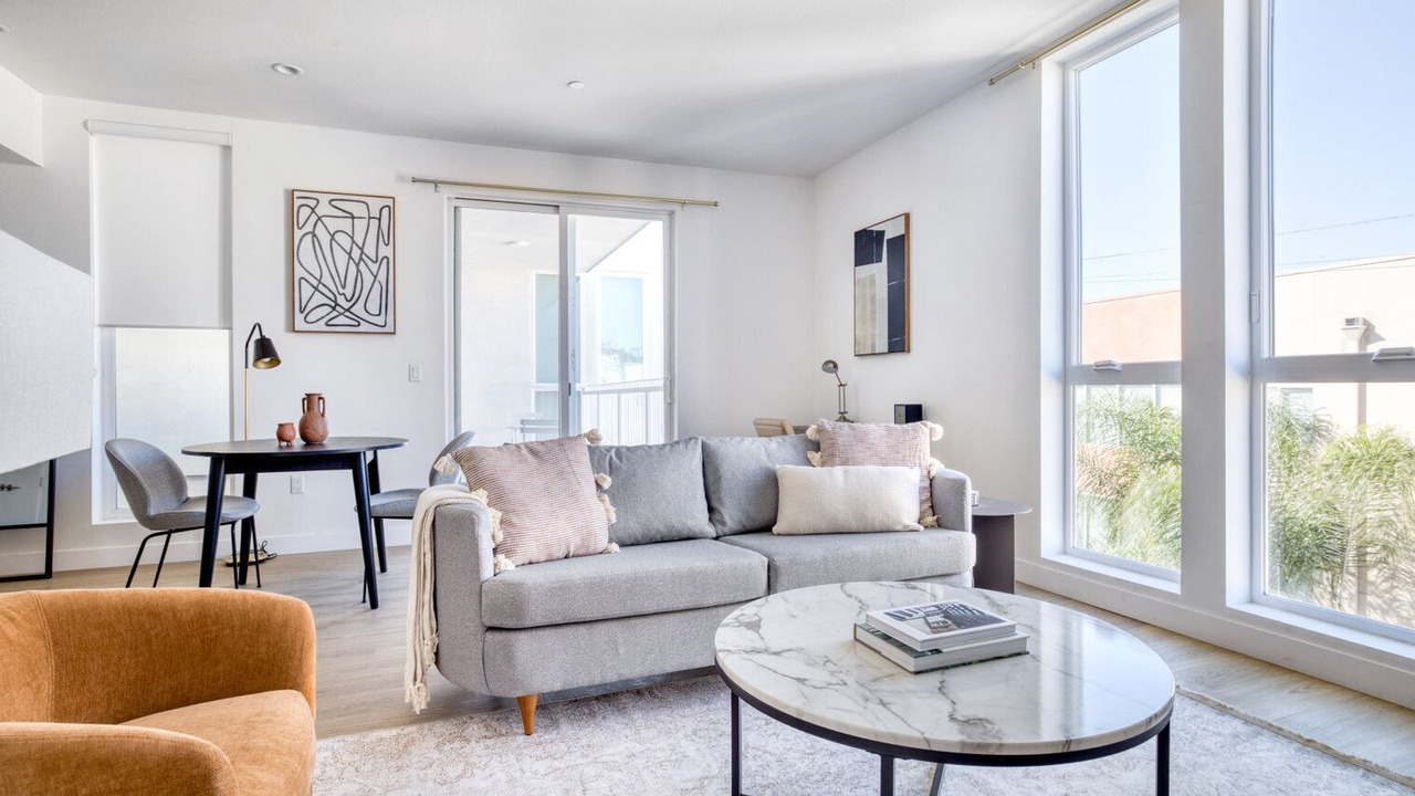 Photo of Livingroom in NoHo Arts District