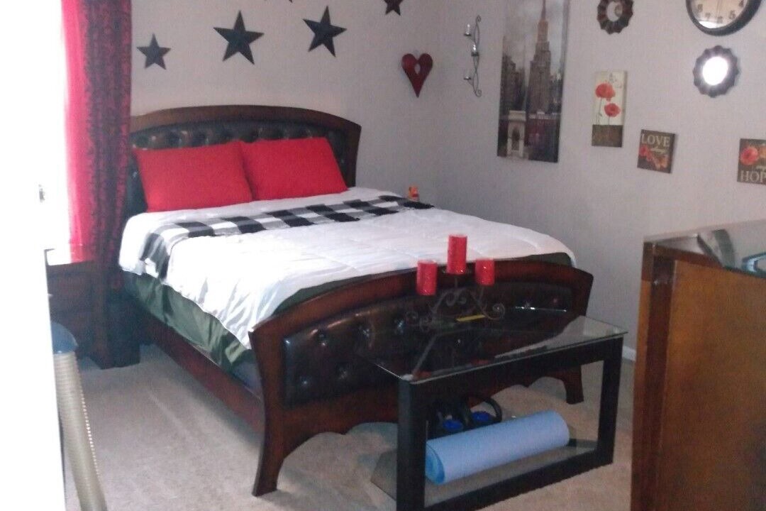 Photo of Bedroom in Bartlett