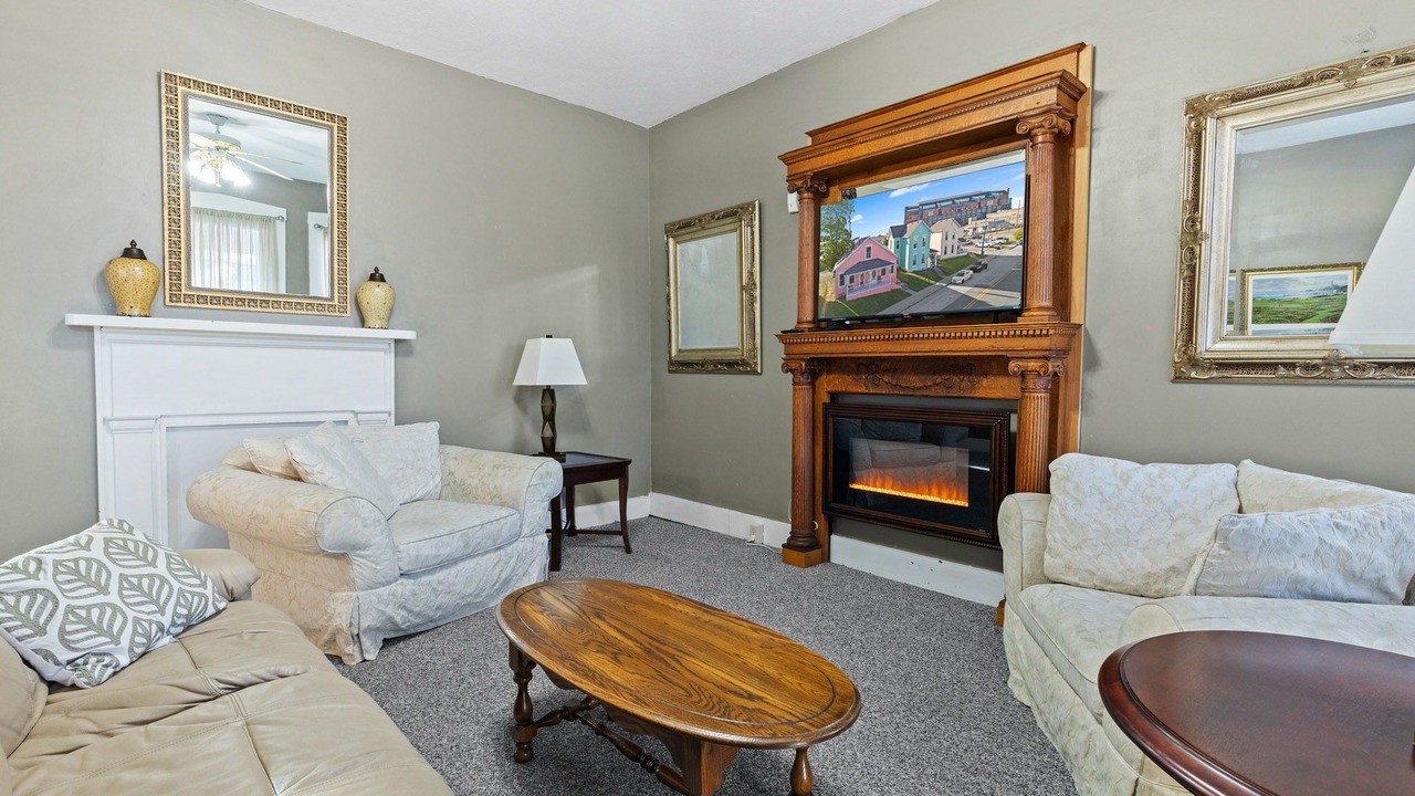 Photo of Livingroom in Babe Denny
