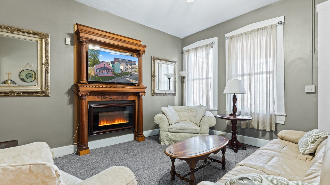 Photo of Livingroom in Babe Denny