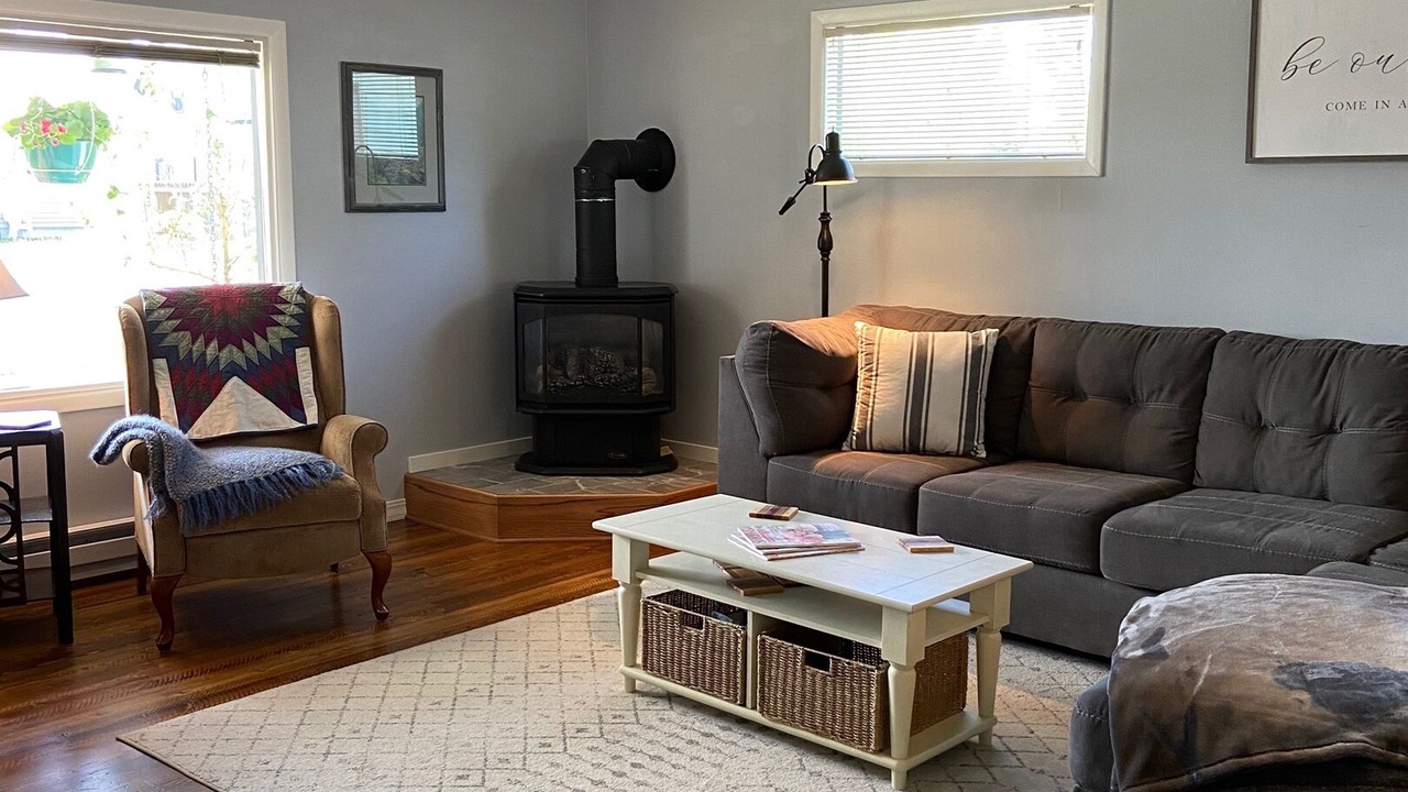 Photo of Livingroom in Dillon