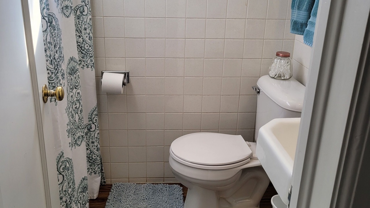 Photo of Bathroom in Laramie