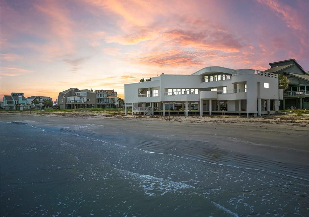 Photo of Outdoor in Pirates Beach