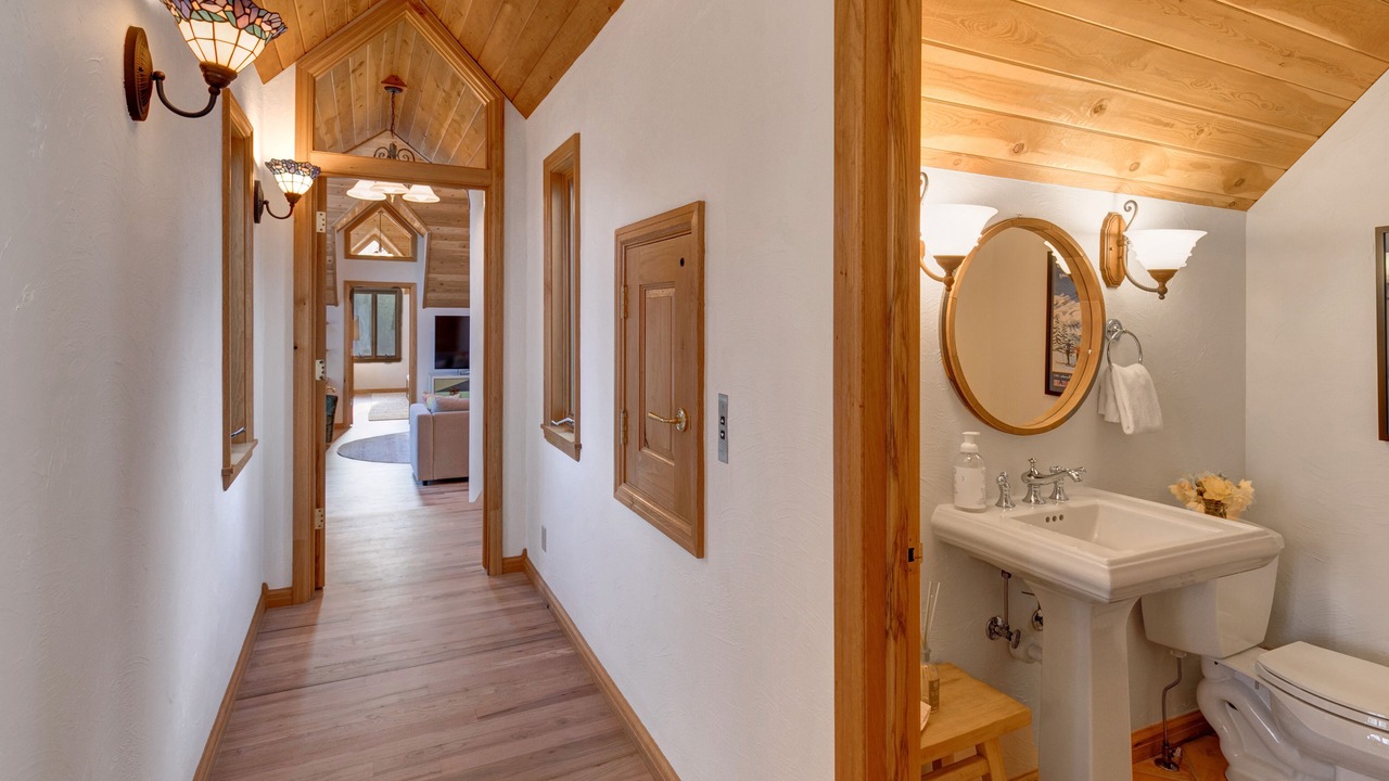 Photo of Bathroom in Teton Pines