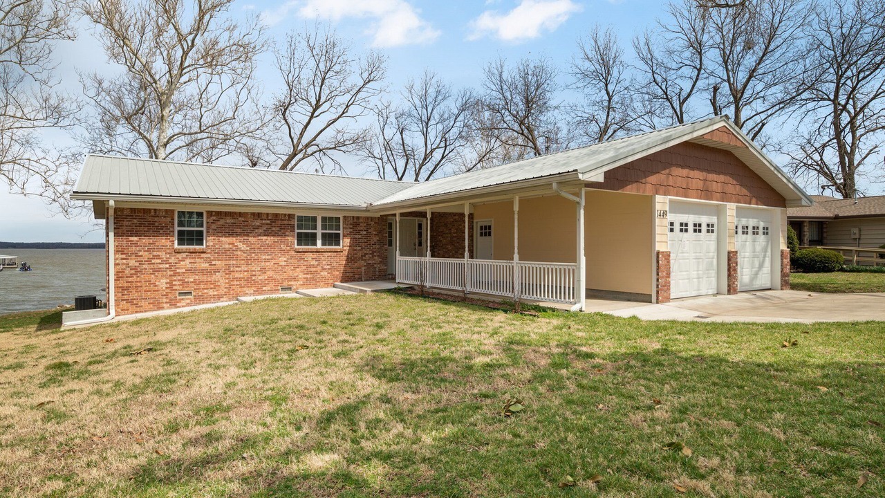 Photo of Outdoor in Grove