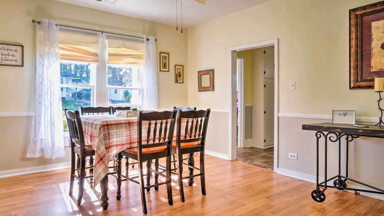 Photo of Livingroom in Corinth