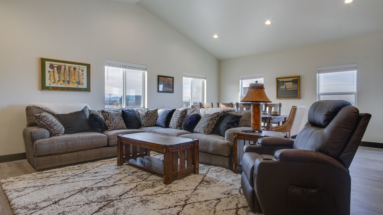 Photo of Livingroom in Dillon