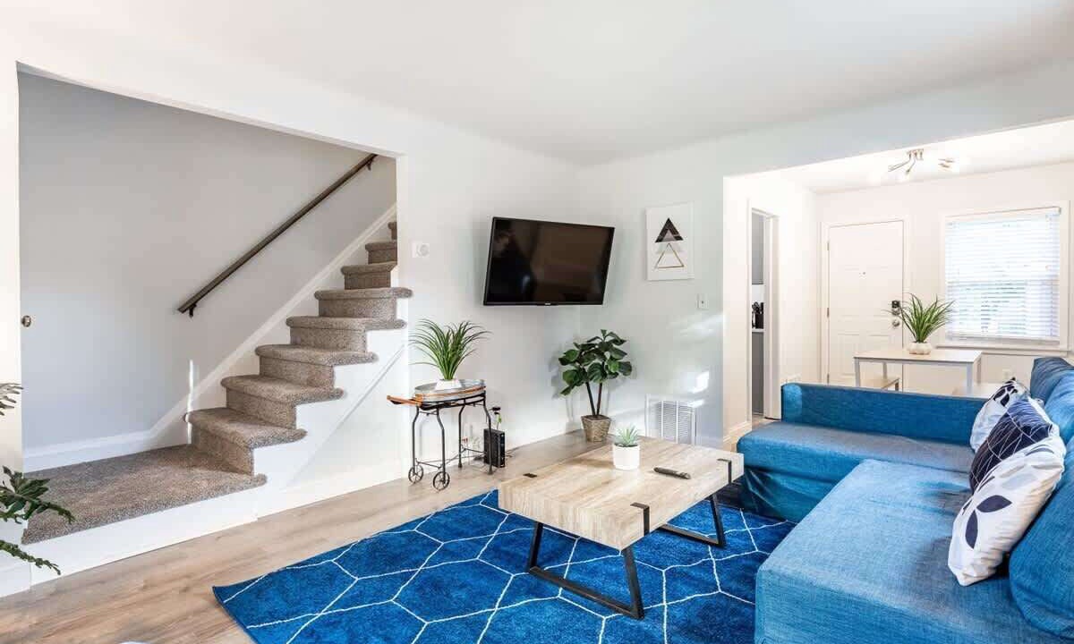 Photo of Livingroom in Royal Oak