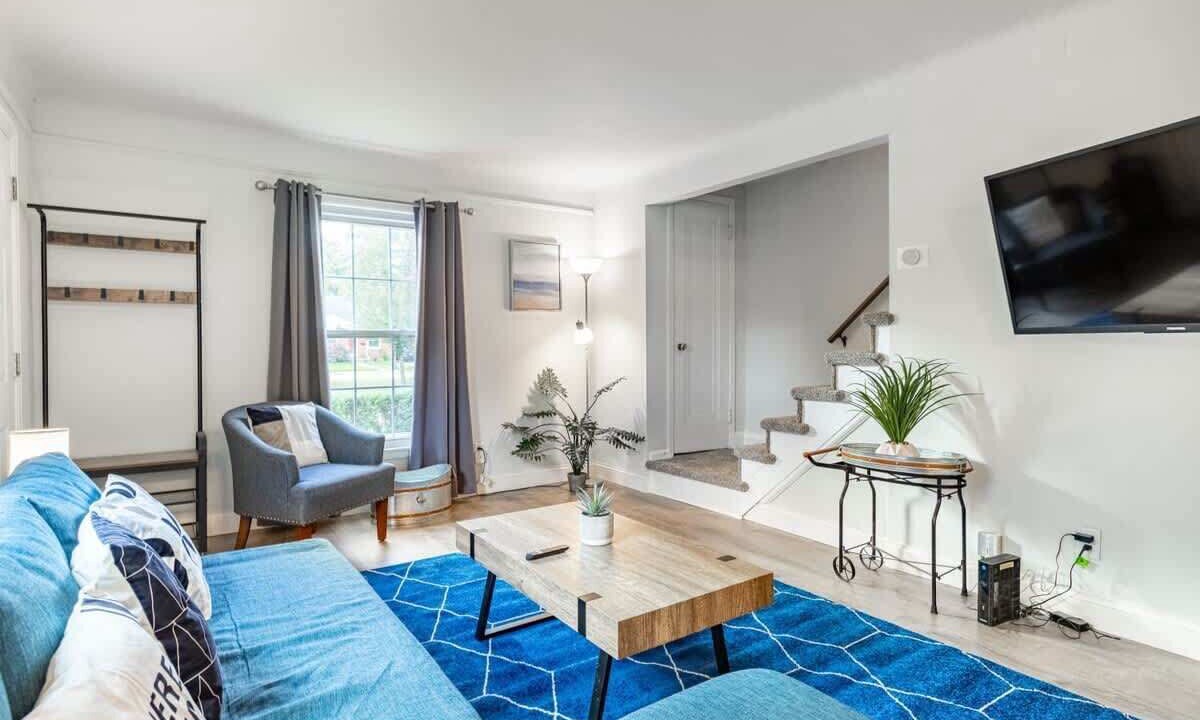 Photo of Livingroom in Royal Oak