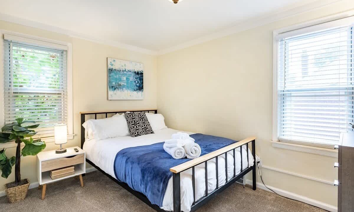 Photo of Bedroom in Royal Oak