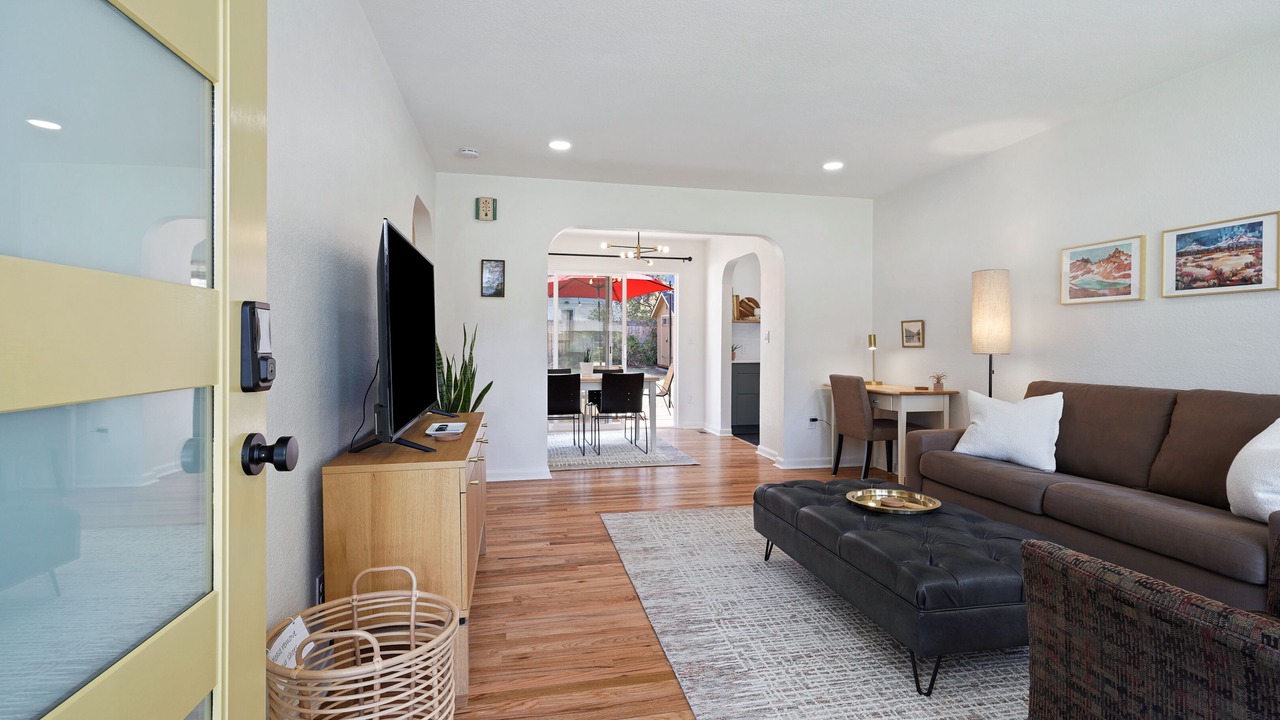 Photo of Livingroom in Orchard District