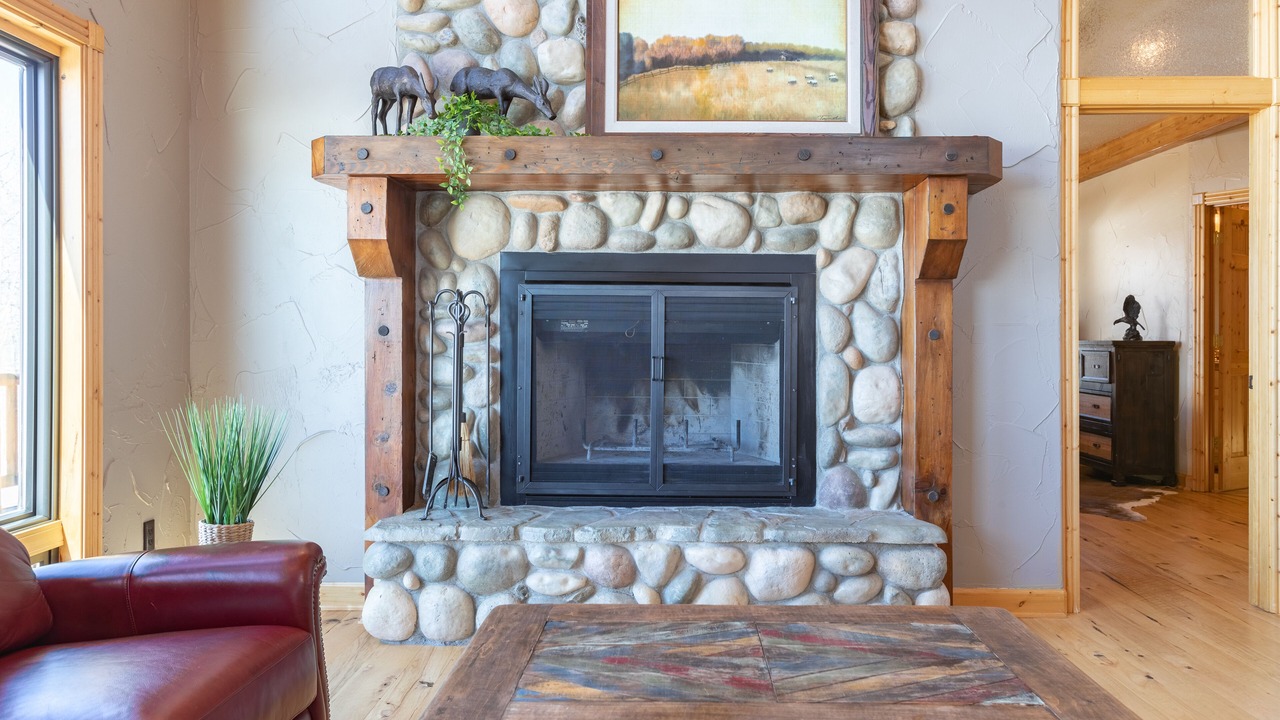 Photo of Bedroom in Star Valley Ranch