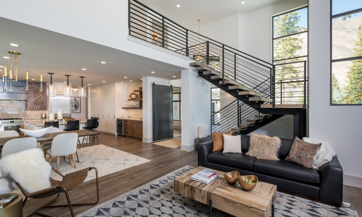 Photo of Livingroom in Warm Springs