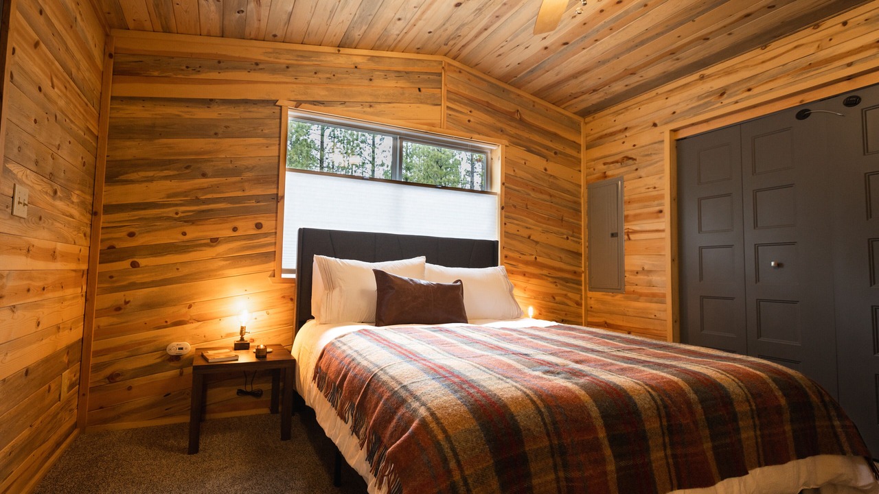 Photo of Bedroom in La Pine
