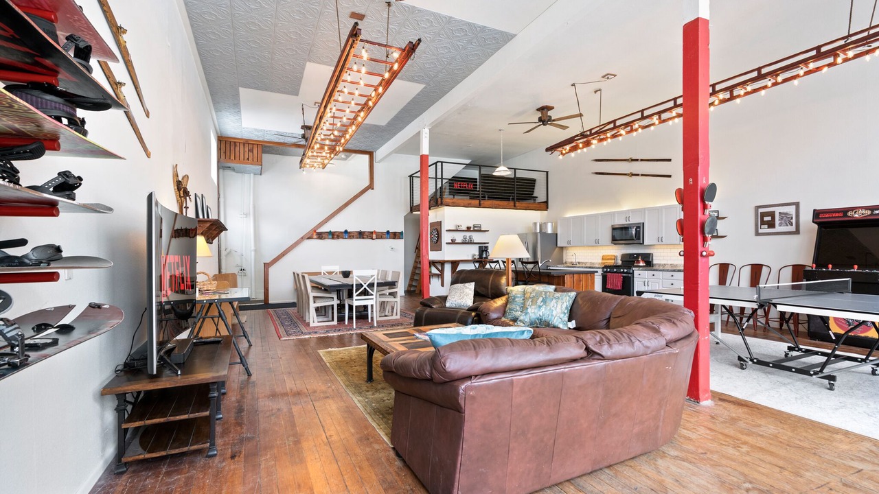 Photo of Livingroom in Mullan