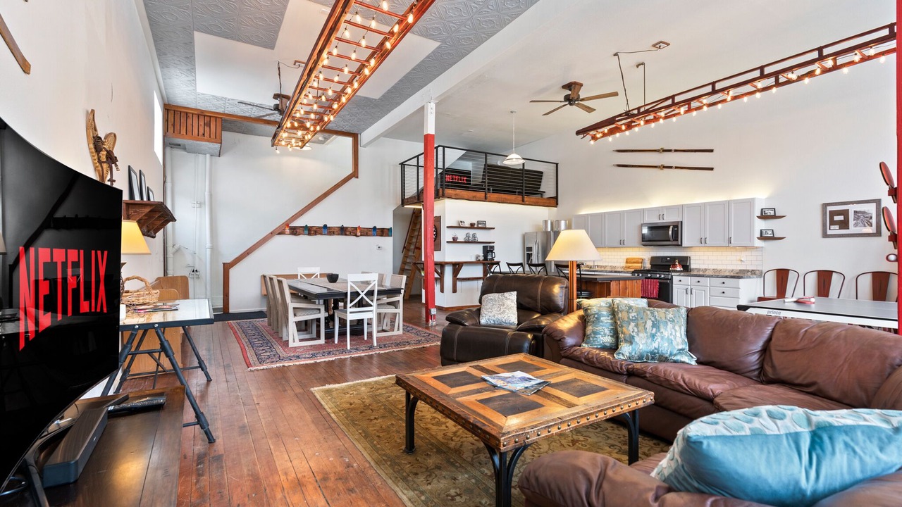 Photo of Livingroom in Mullan