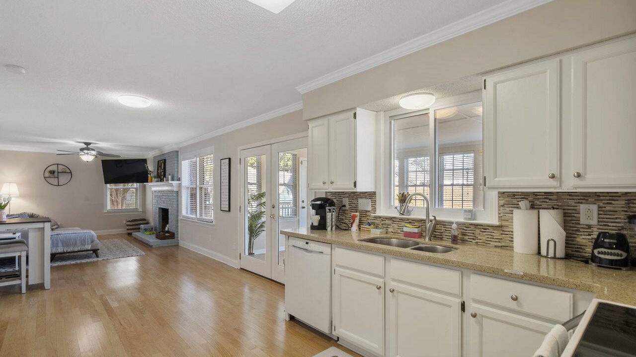 Photo of Bedroom in Pineville