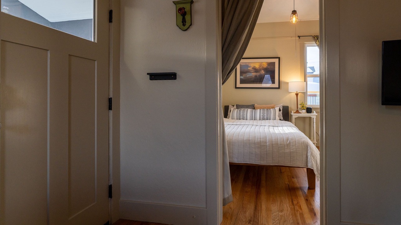 Photo of Bedroom in Livingston