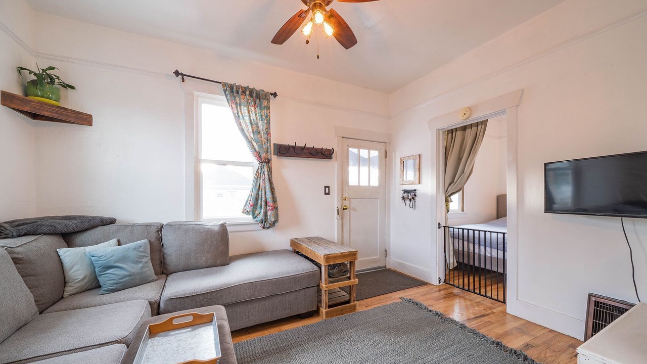 Photo of Livingroom in Livingston