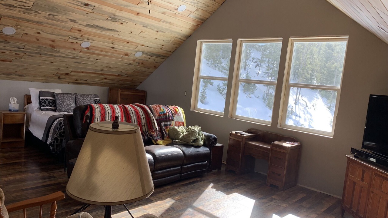 Photo of Livingroom in Wise River
