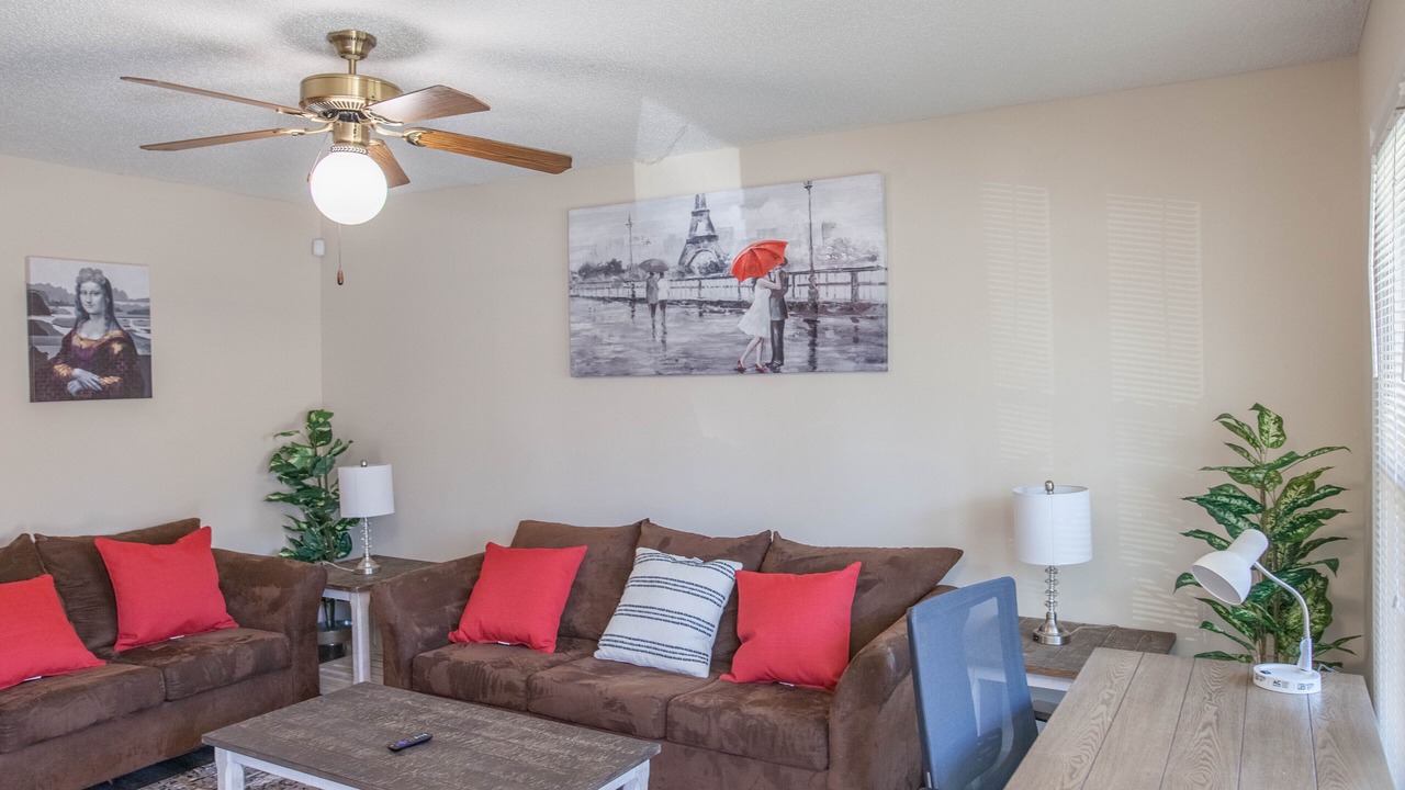 Photo of Livingroom in High Point