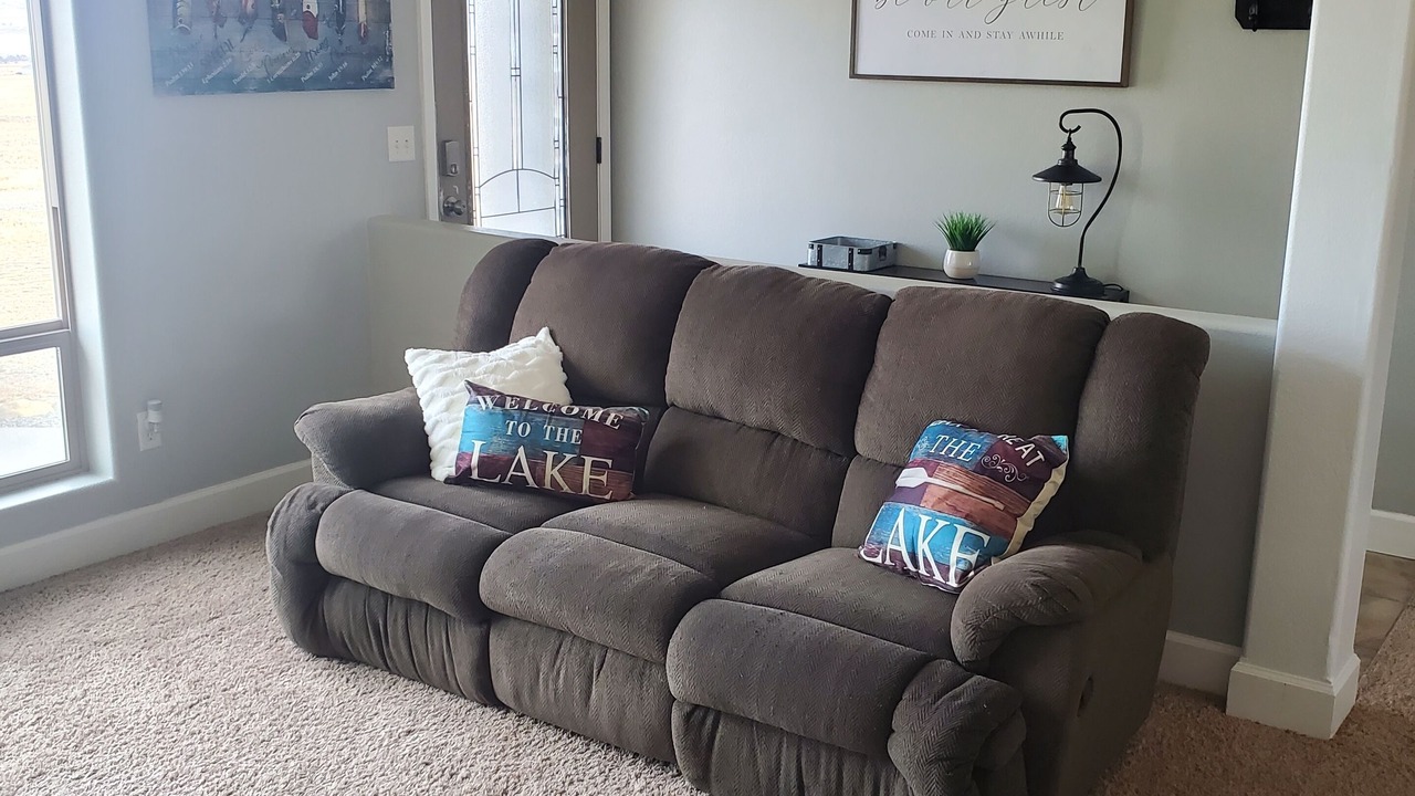 Photo of Livingroom in Broadwater County