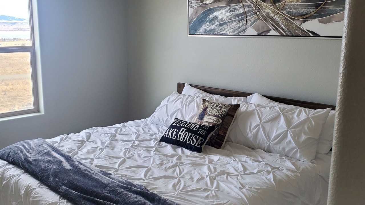 Photo of Bedroom in Broadwater County