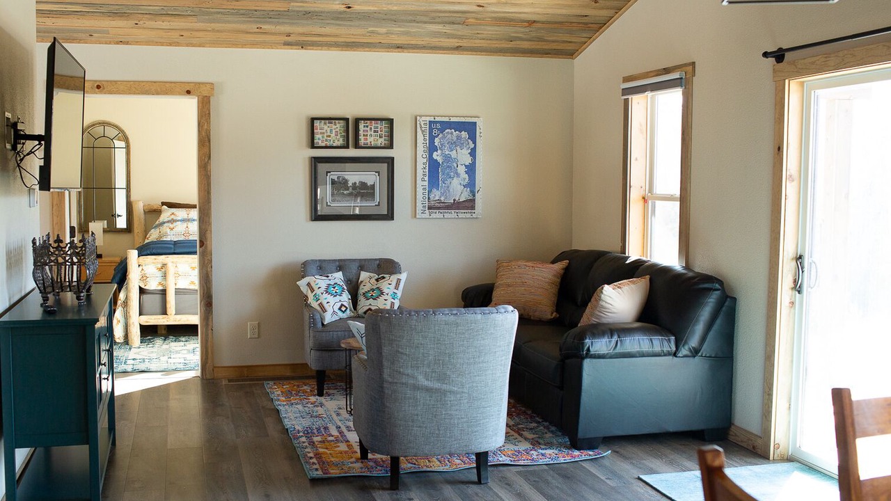 Photo of Livingroom in Saratoga