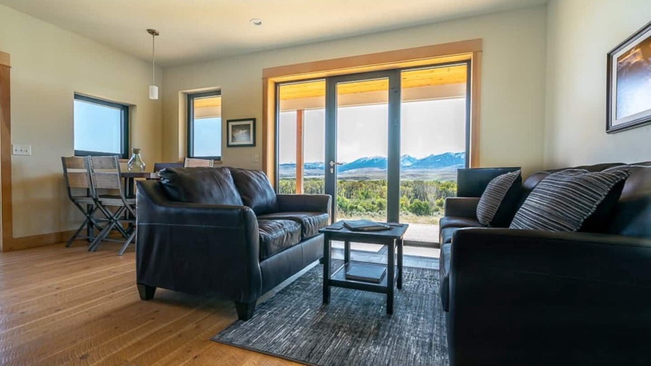Photo of Livingroom in Livingston