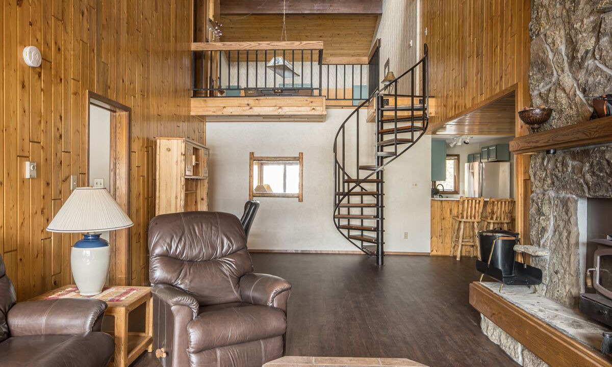 Photo of Livingroom in Big Sky