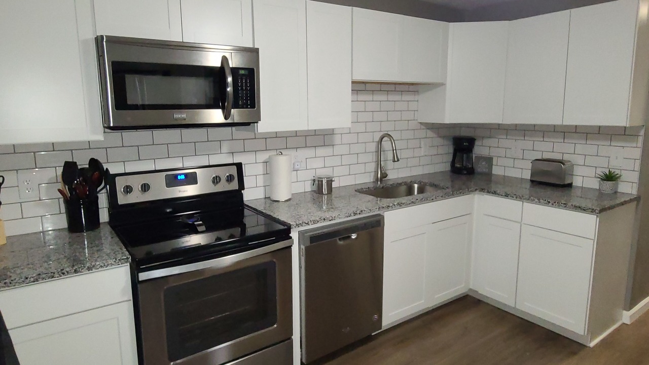 Photo of Kitchen in Elyria