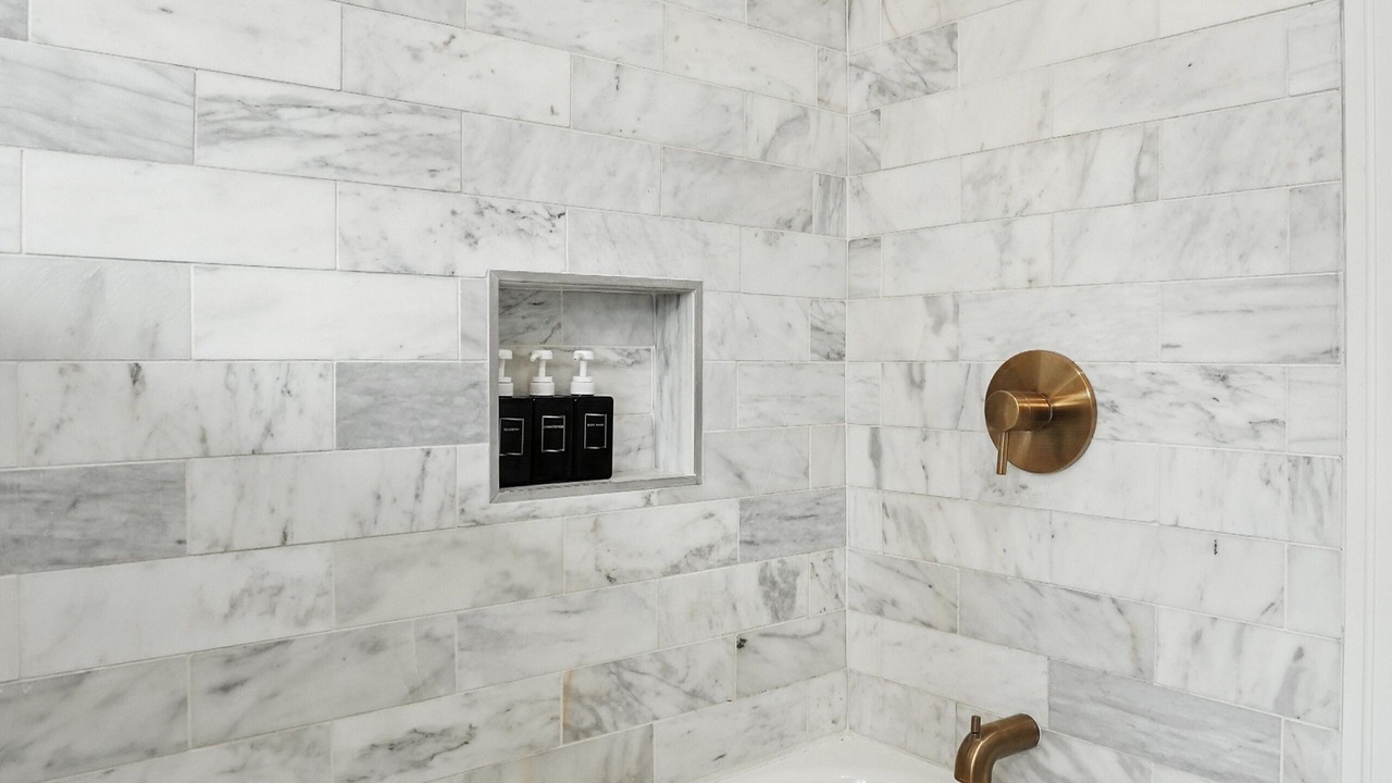 Photo of Bathroom in Cherry Street