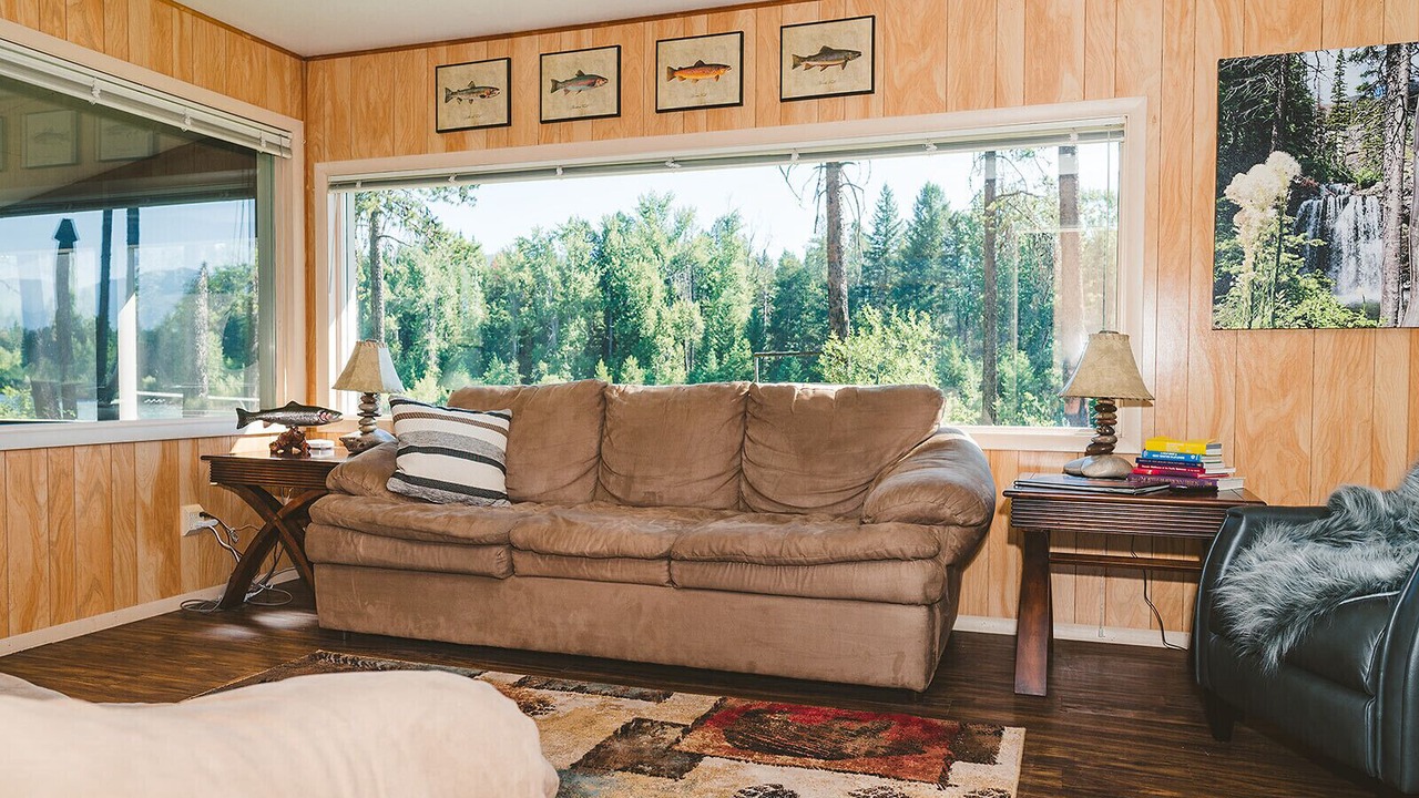 Photo of Livingroom in Columbia Falls