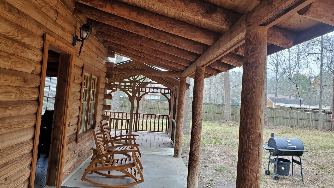 Photo of Patio Balcony in Lake Houston