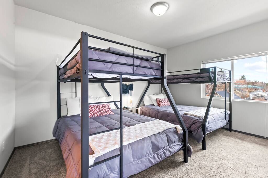 Photo of Bedroom in South Perry District
